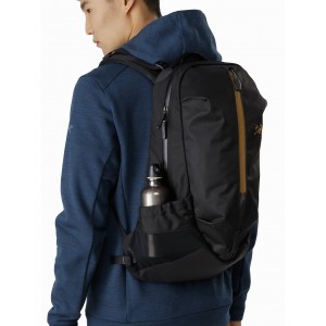 [已售罄] Arcteryx Arro 22L Backpack / 24K Black 